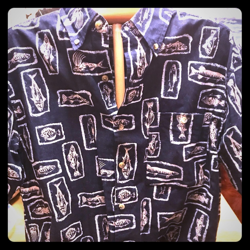 Men’s Field & Stream SS Button Up MD Navy Blue